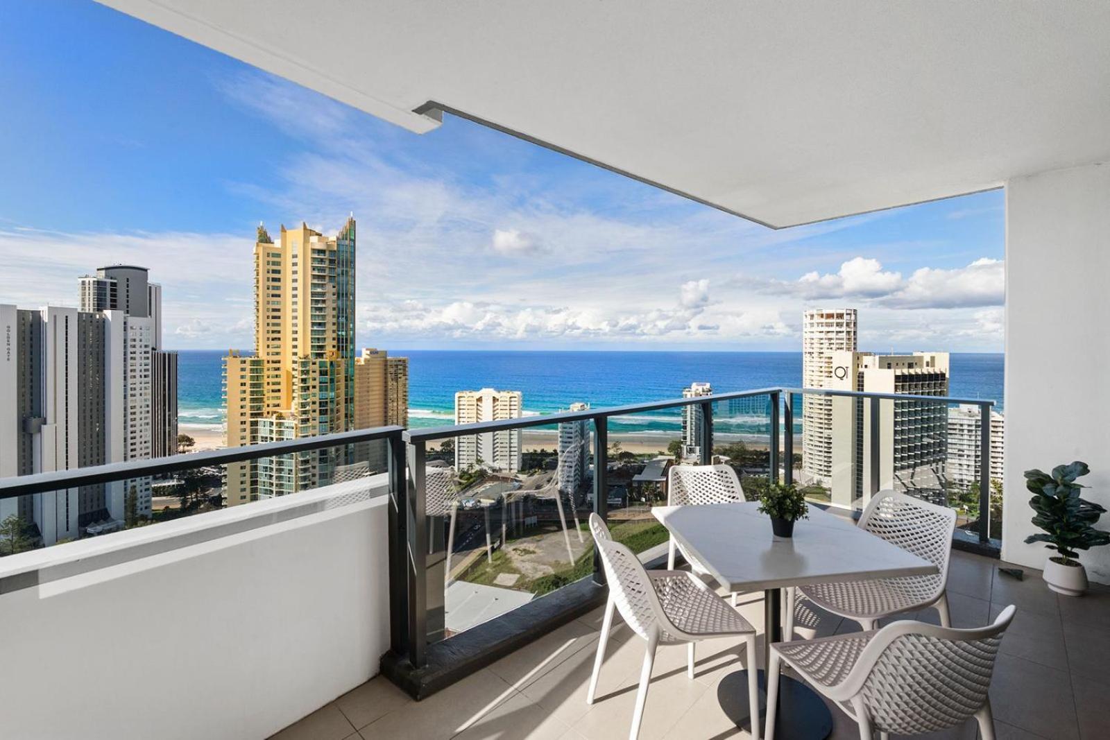 Ruby - 3 Bedroom Family With Views! Gold Coast